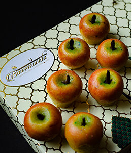 Kaju Apple